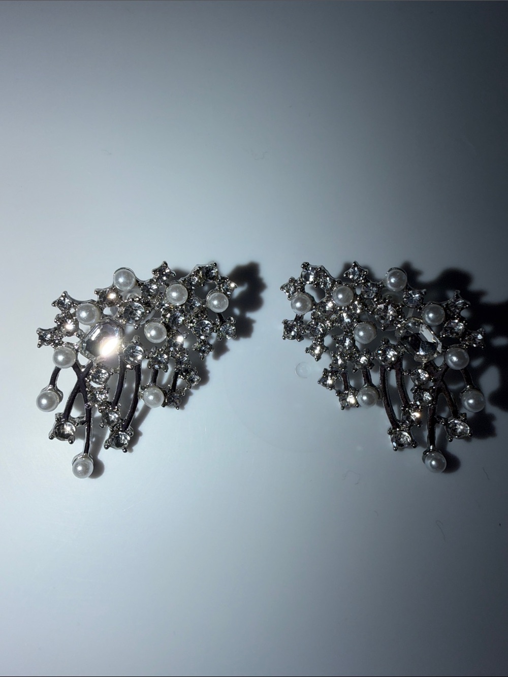Women’s Silver Pearl & Crystal Statement Earrings new rhinestone